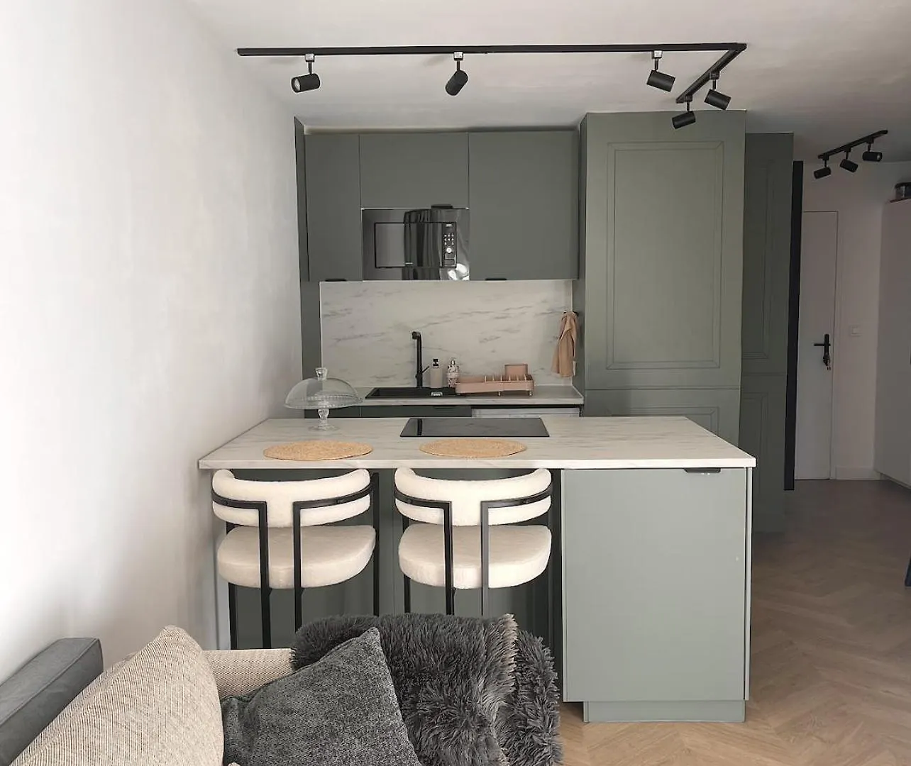 Appartement Avec Piscine Jardin Cagnes Sur Mer France
