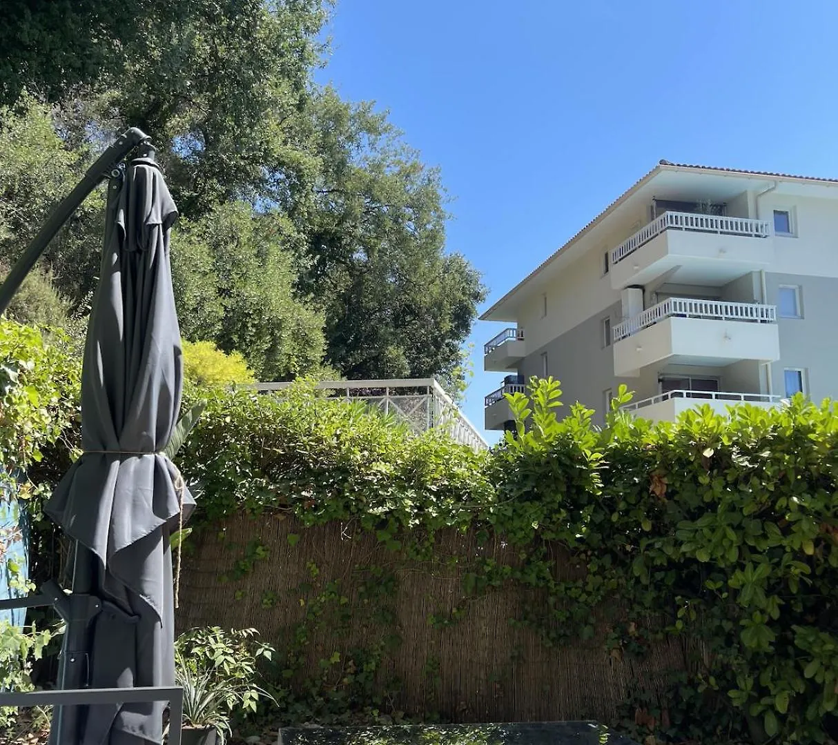 Apartment Appartement Avec Piscine Jardin Cagnes Sur Mer France